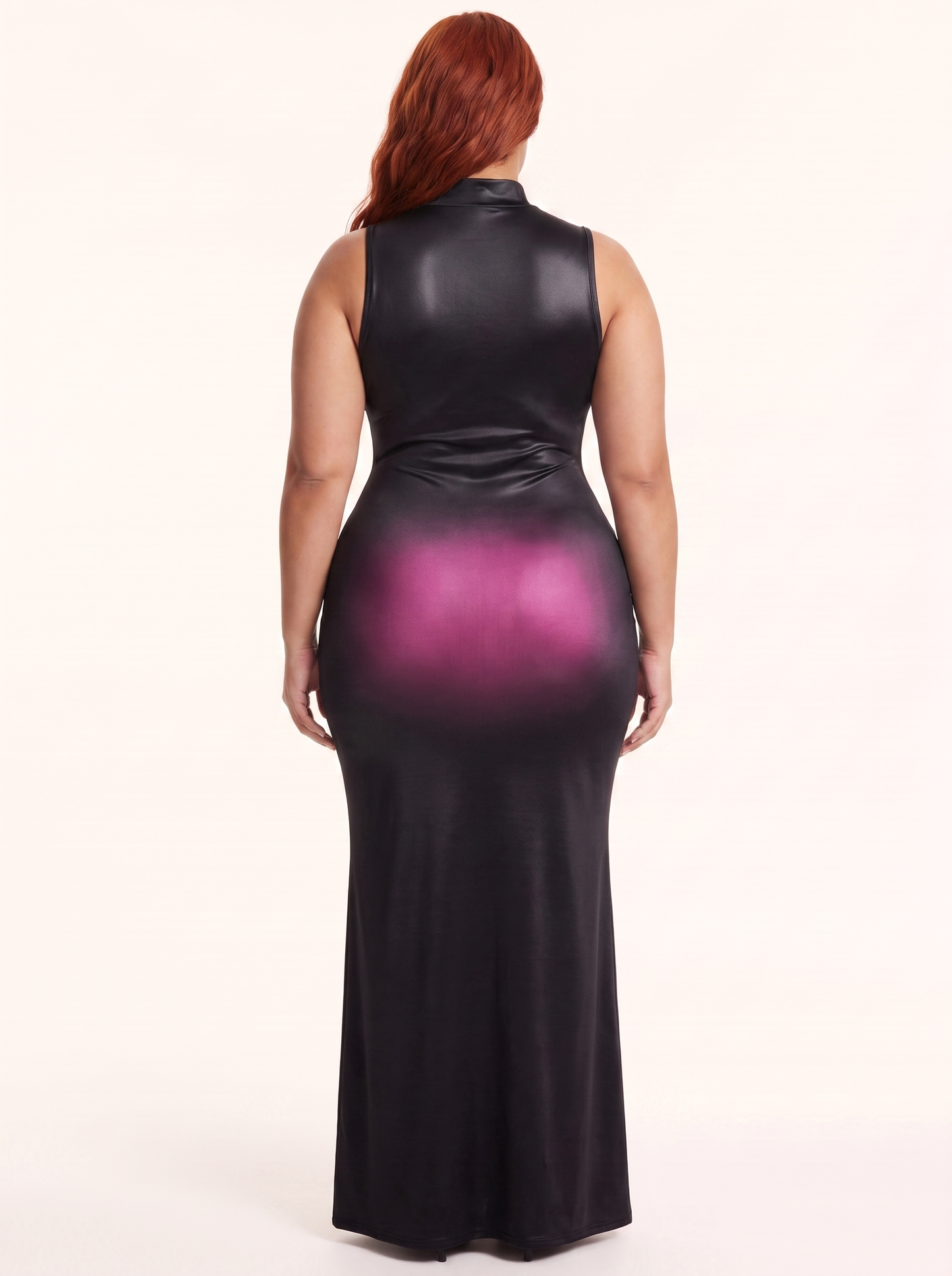 Velin Lumiere Rose on the model, back, size L